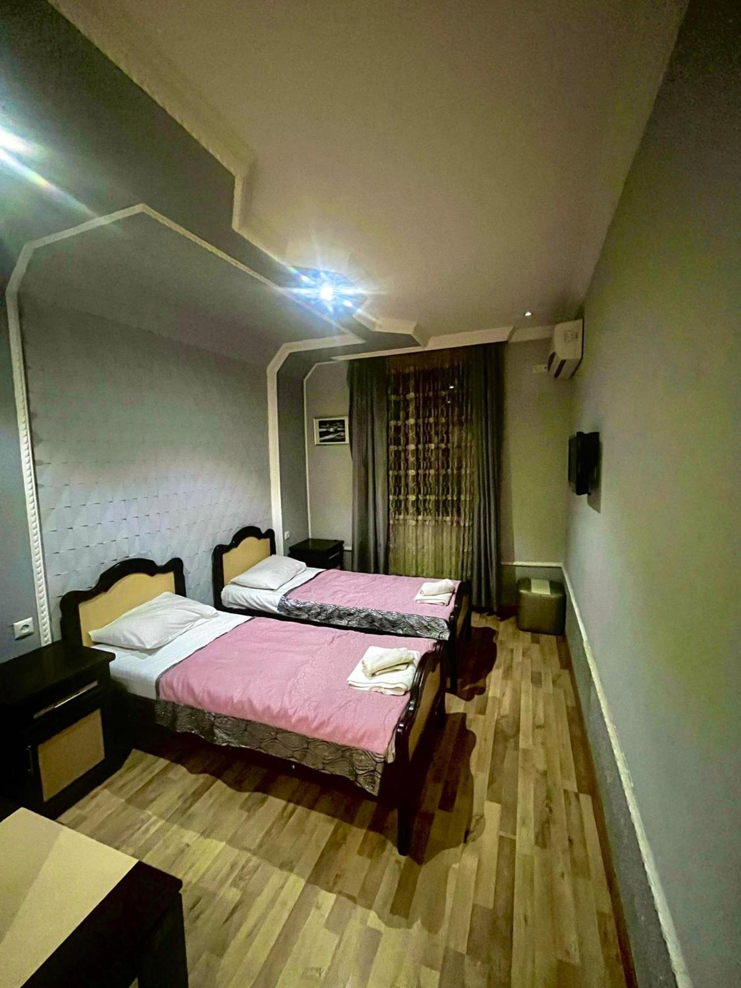 B&B Europa Hotel Kutaisi Exterior foto